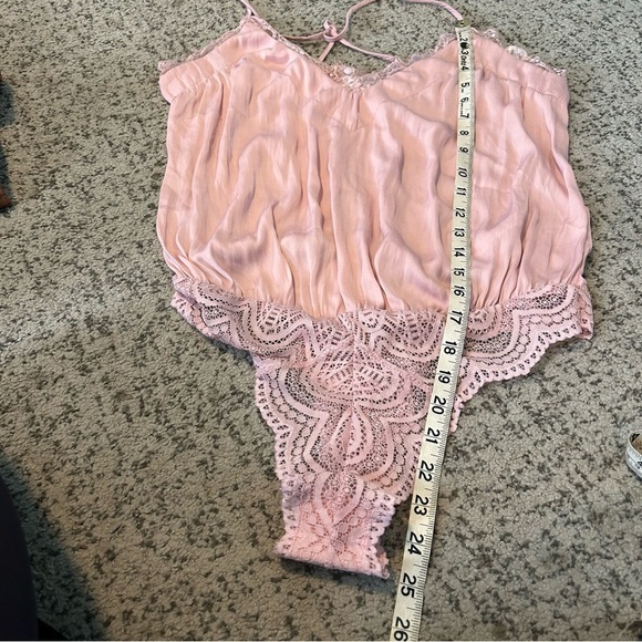 Intimately Free People Purple Satin Floral Laced Cami Bodysuit Size Medium - Picture 11 of 11